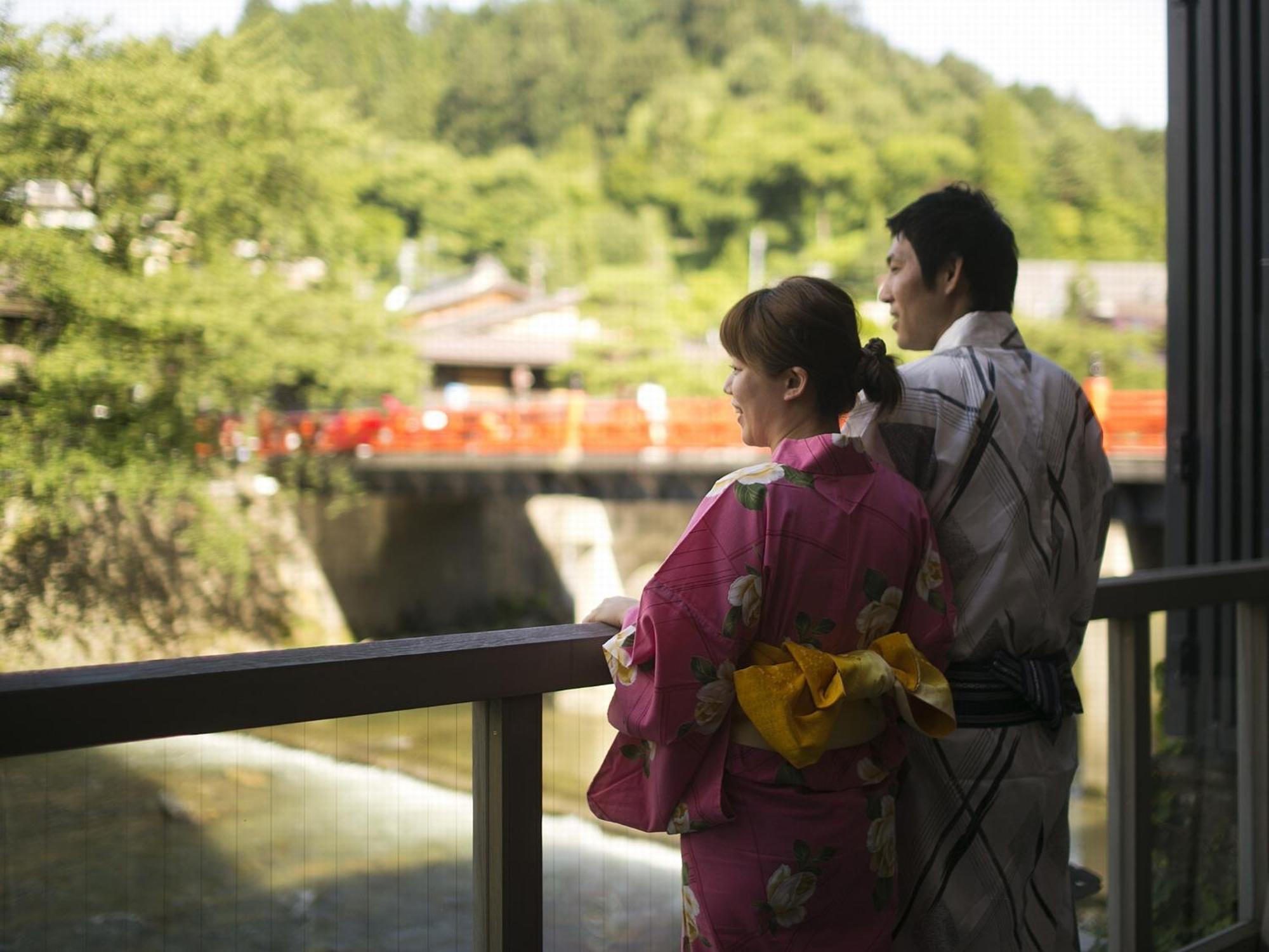 Отель Honjin Hiranoya Kachoan Такаяма Экстерьер фото